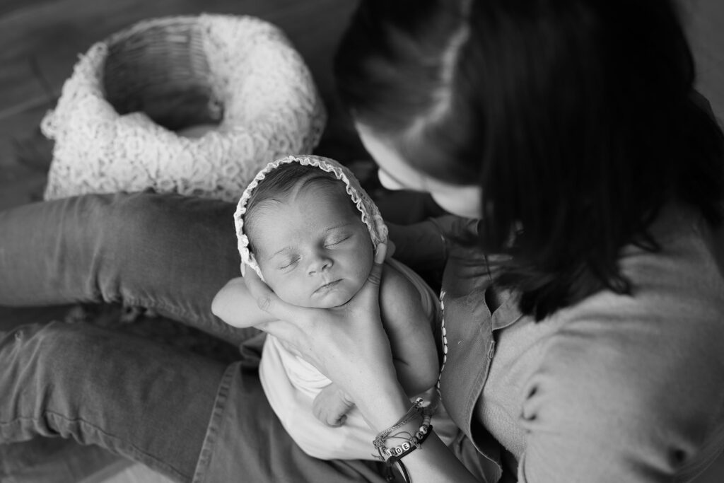 atención al bebé en sesiones de fotografía newborn